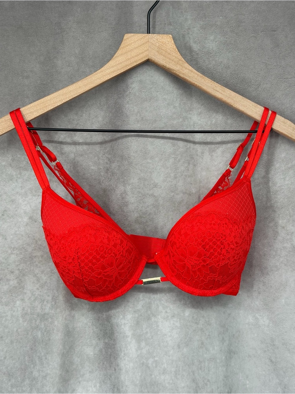 Show Off By Aerie Plunge Bra Red 36C